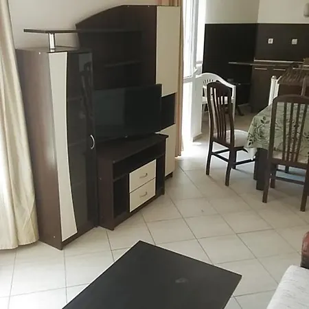 54 Ryor Apartament
